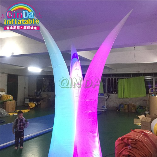 Factory price Wedding/Event/Party entrance decoration led inflatable tusk/pillar/cone