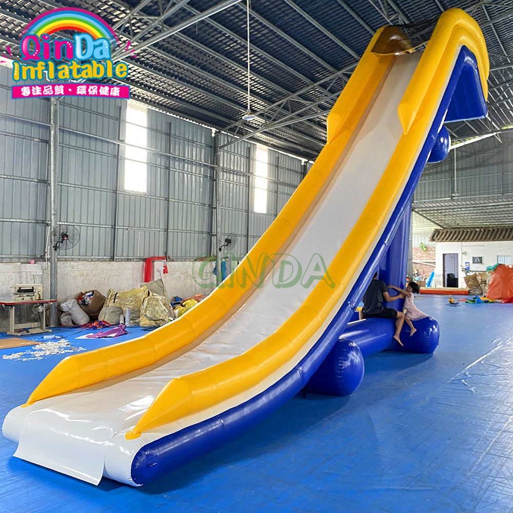 Floating inflatable water yacht slide inflatable lake dock slide for water games