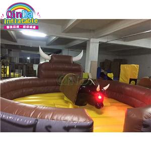 Mechanical Rodeo Bull Simulation Adults Ride Carnival Games Western Inflatable Bull Riding 