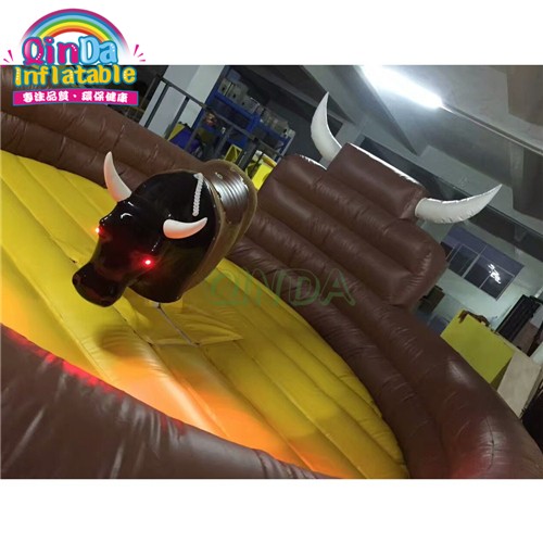 Mechanical Rodeo Bull Simulation Adults Ride Carnival Games Western Inflatable Bull Riding 