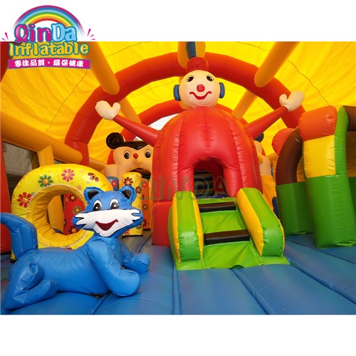 Big inflatable moon bouncer inflatable castle combo slide bouncy castle for kids